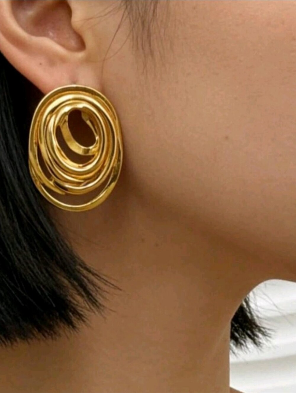 NEW! 18K Gold Plated Classic- Retro Spiral Statement Oval Post Earrings
